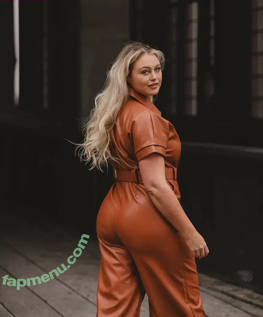 Iskra Lawrence nude photo #0434 (iamiskra / iskra)