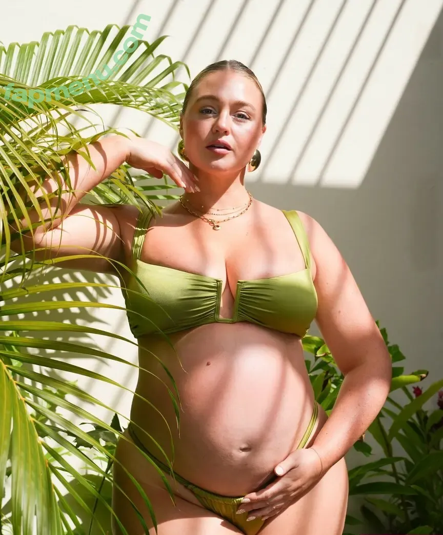 Iskra Lawrence nude photo #0648 (iskra)