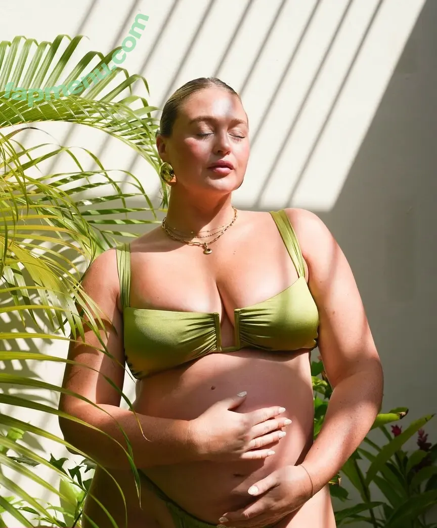 Iskra Lawrence nude photo #0654 (iskra)