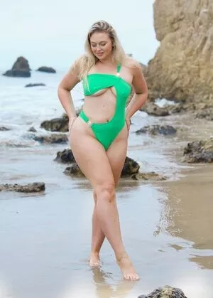 iskra / noviastreamer nude photo #0010