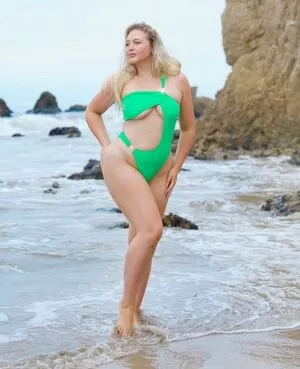 iskra / noviastreamer nude photo #0012