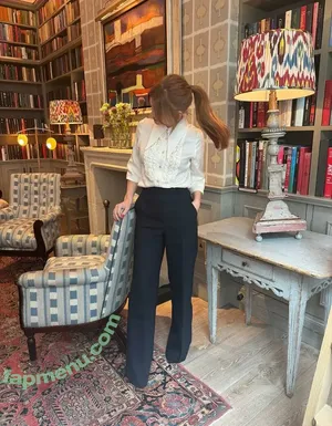 Isla Fisher / islafisher nude photo #0447