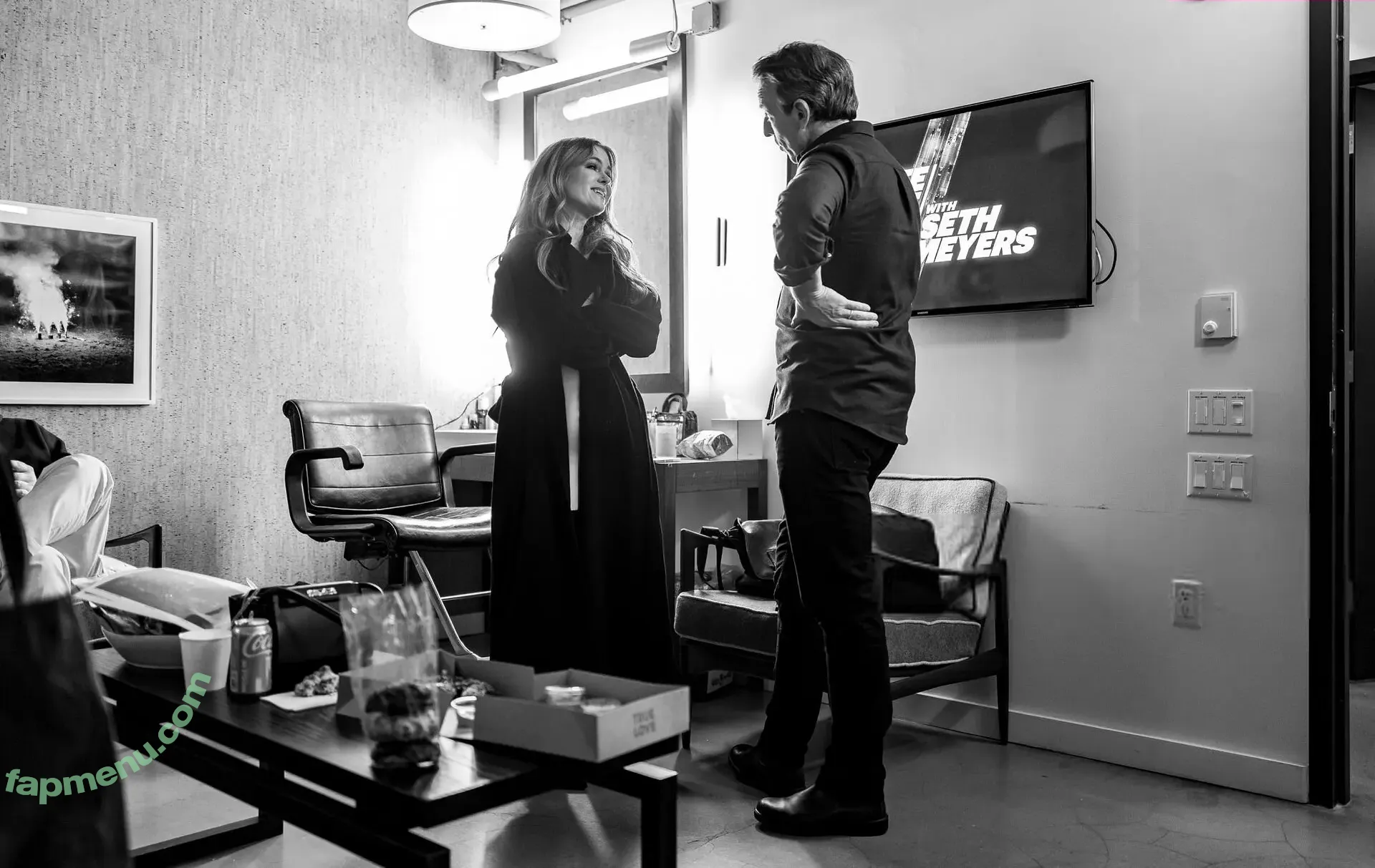 Isla Fisher nude photo #0375 (islafisher)