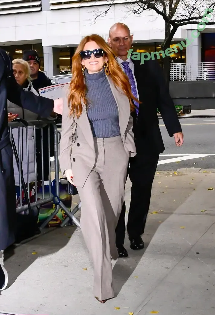 Isla Fisher nude photo #0451 (islafisher)