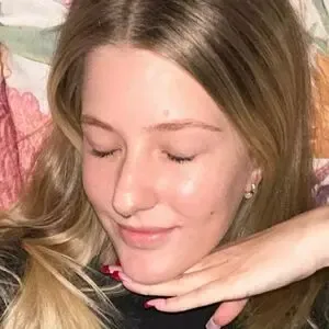 isla.mae / isla_mae_music nude photo #0041