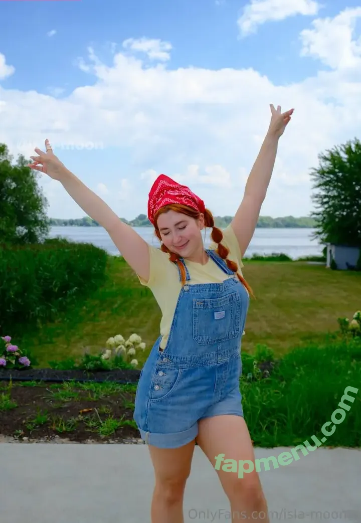 isla-moontv nude photo #0012 (the.isla.moon)