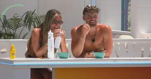 island.angel / island_angel / islandamartin nude photo #0048