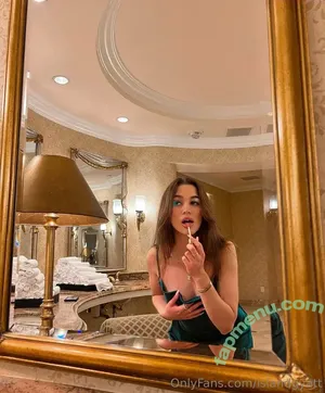  nude photo #0007