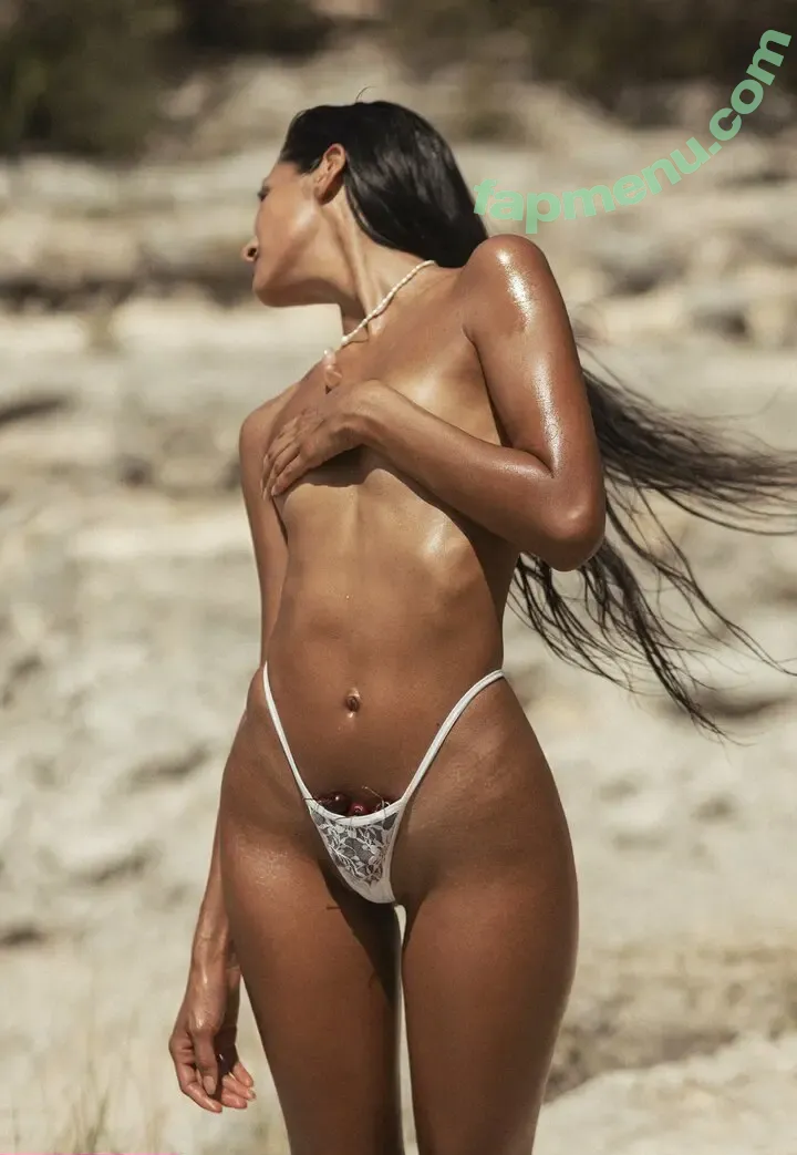 Islatuya nude photo #0001 (islatuya2)