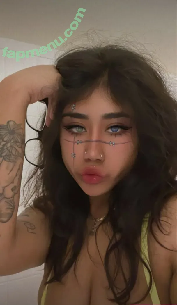 IsLizbethOe nude photo #0005 (okayylizbeth)