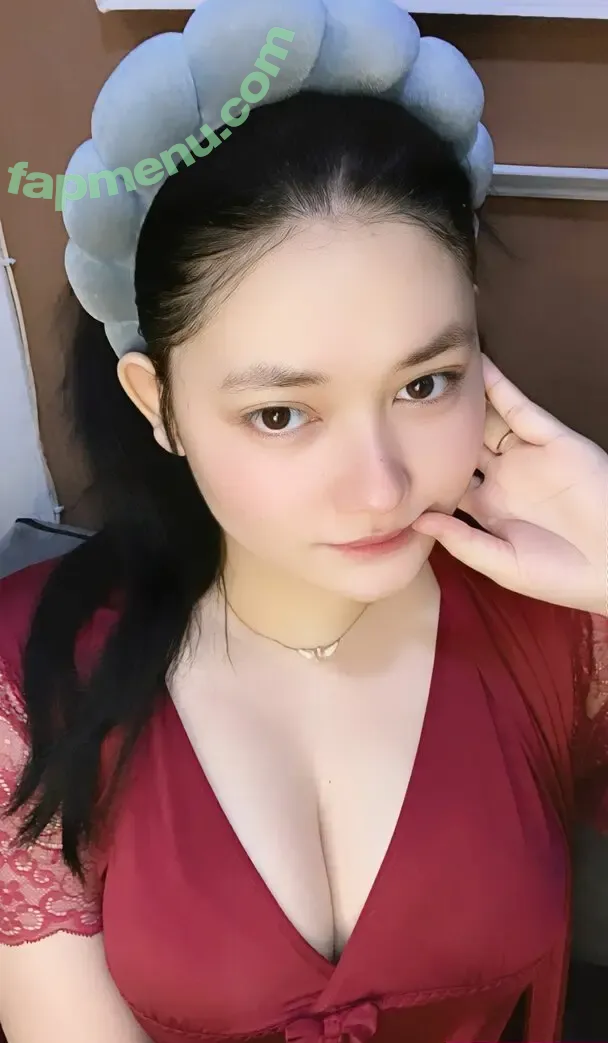 Ismi Nurbaiti nude photo #0027 (Simiixml)