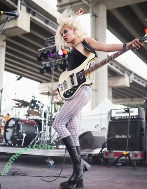 Issey Carts / issey_carts nude photo #0046