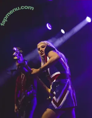 Issey Carts / issey_carts nude photo #0060