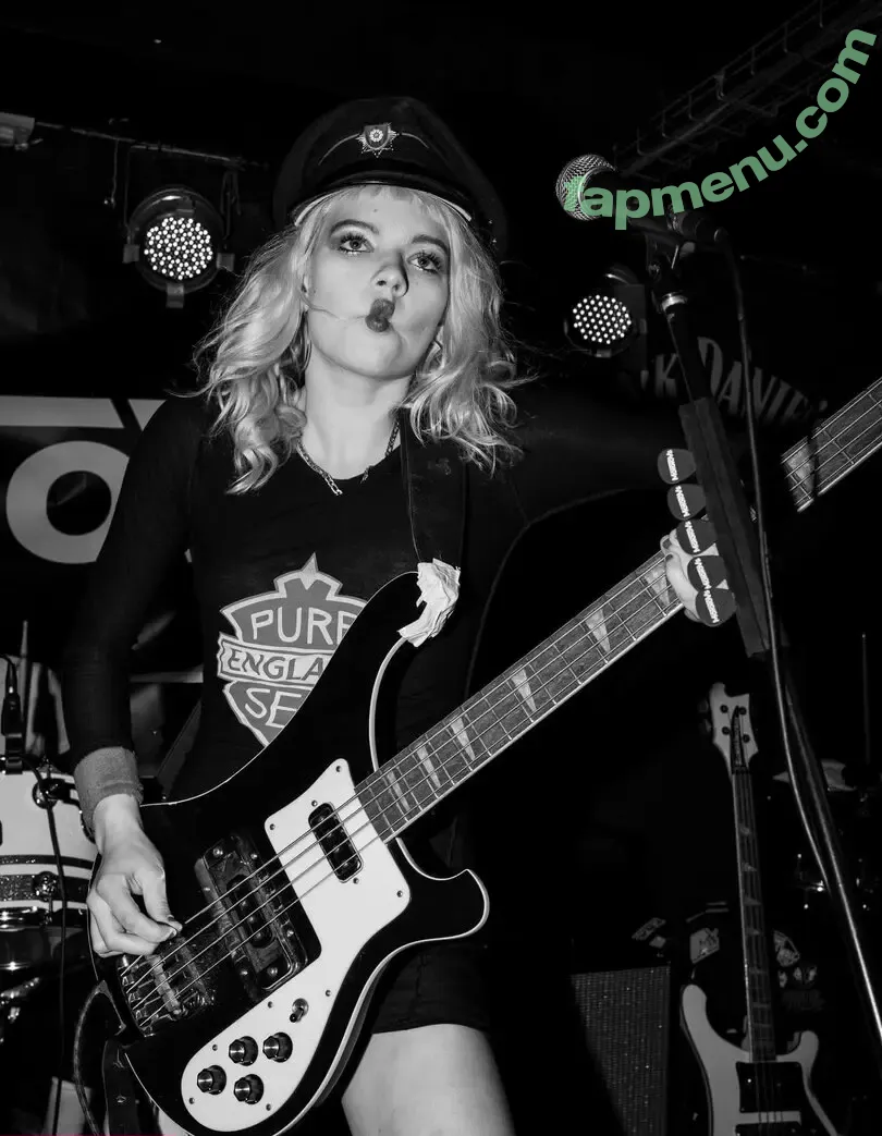 Issey Carts nude photo #0103 (issey_carts)