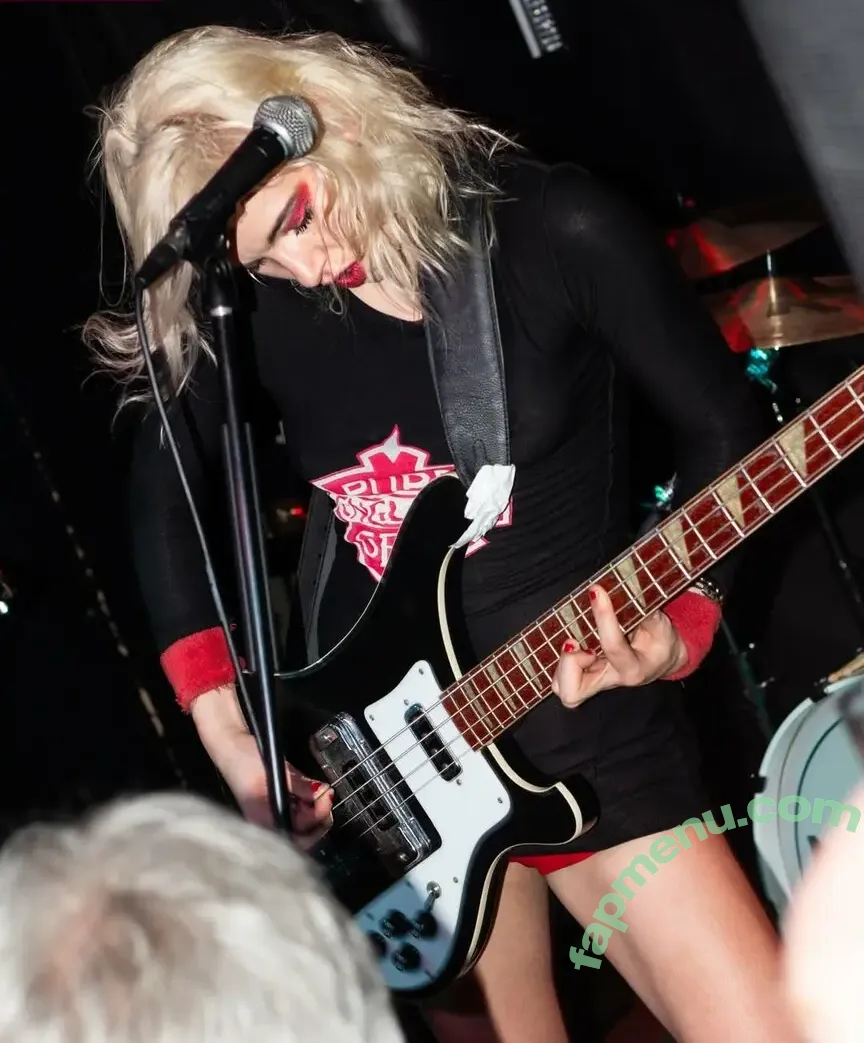 Issey Carts nude photo #0111 (issey_carts)