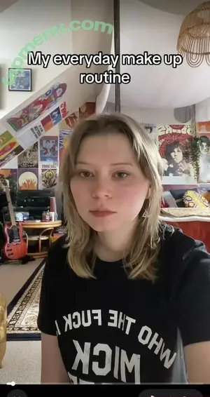 Issy Allen / Allen_Issy / Issy_Allen / izzy_allen nude photo #0079