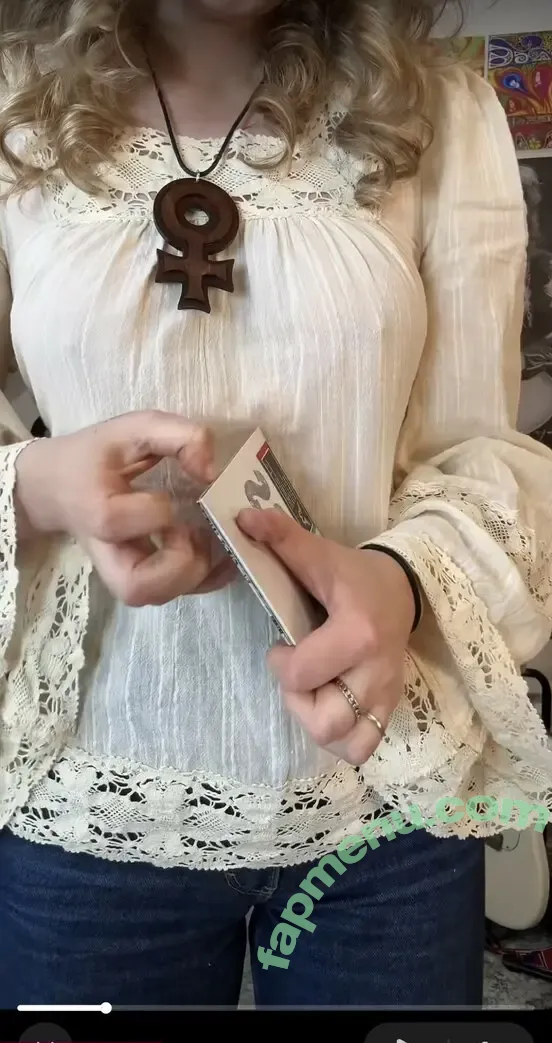 Issy Allen nude photo #0051 (Allen_Issy / Issy_Allen / izzy_allen)