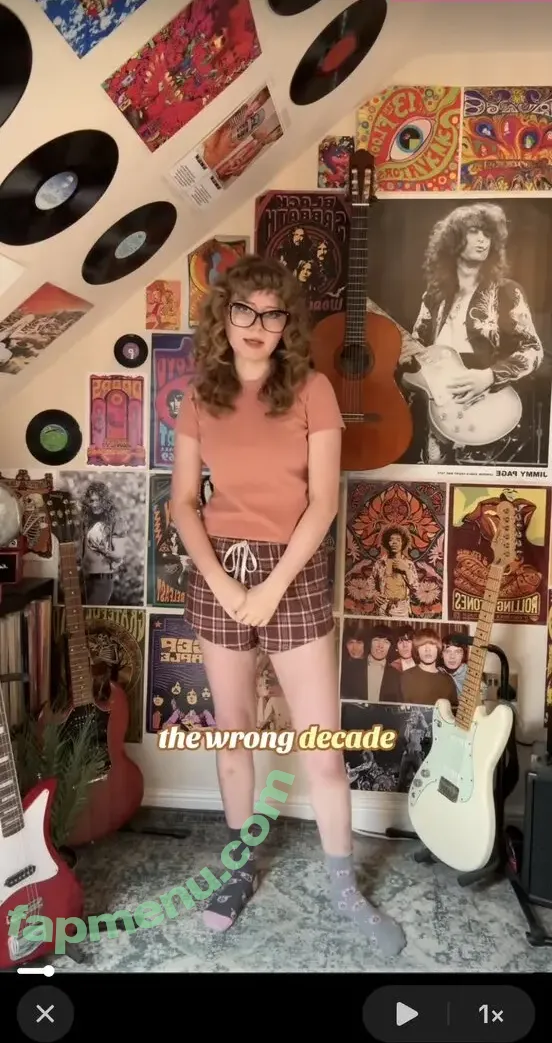 Issy Allen nude photo #0069 (Allen_Issy / Issy_Allen / izzy_allen)