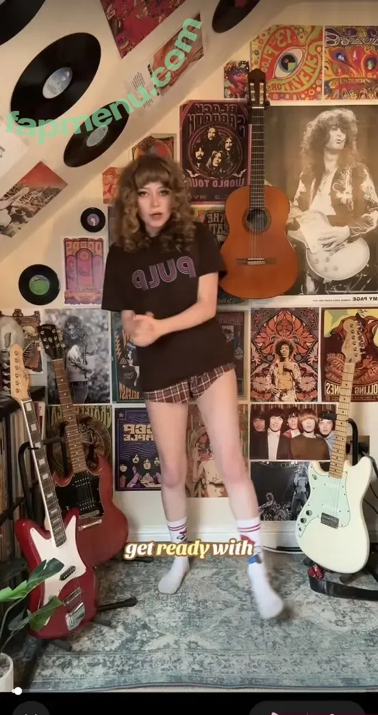 Issy Allen nude photo #0070 (Allen_Issy / Issy_Allen / izzy_allen)