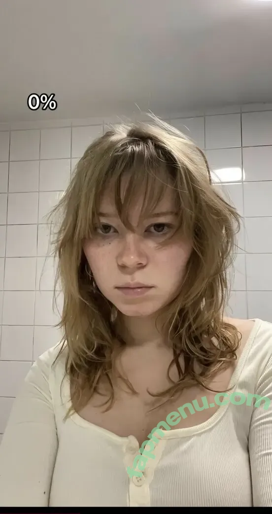 Issy Allen nude photo #0072 (Allen_Issy / Issy_Allen / izzy_allen)