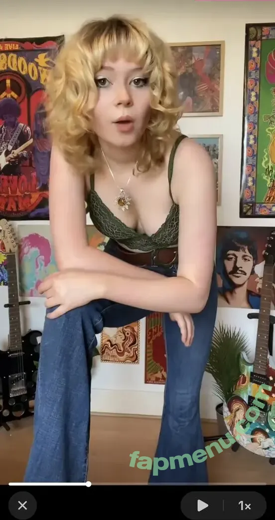 Issy Allen nude photo #0093 (Allen_Issy / Issy_Allen / izzy_allen)