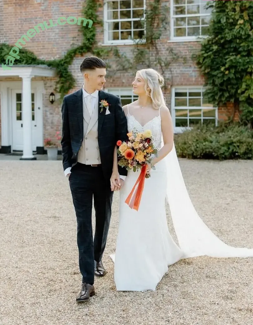 Issy Anderson nude photo #0097 (Shrewton / micd_up_issy)