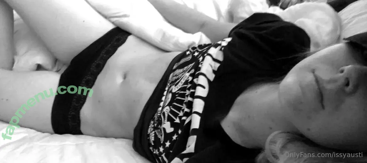issyausti nude photo #0113 (issyausti)