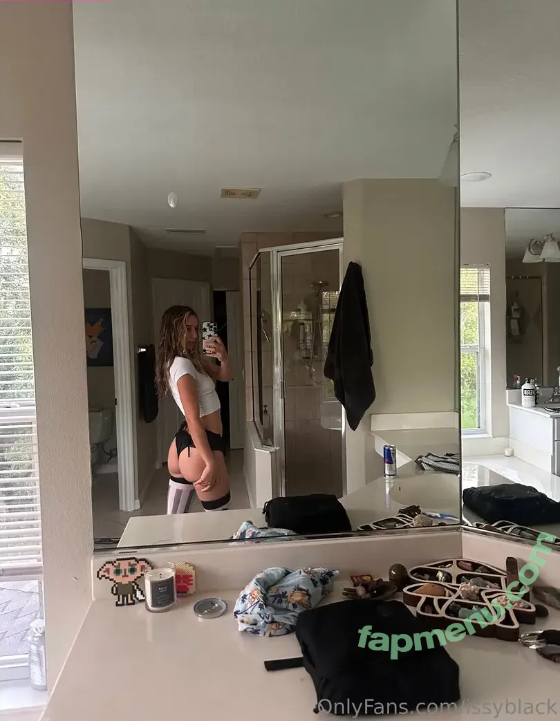 issyblack nude photo #0094 (issyblack)