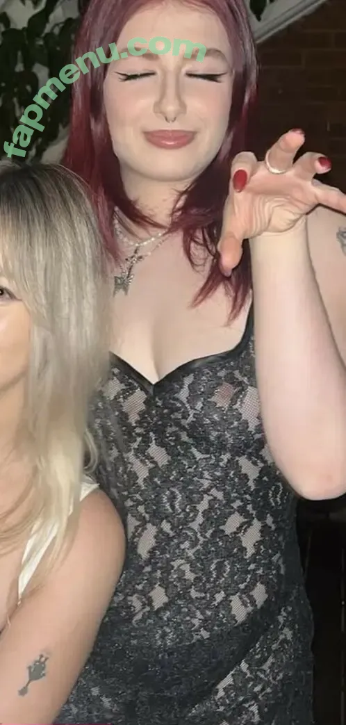 Issythericepuff nude photo #0004 (Issythericepuff)
