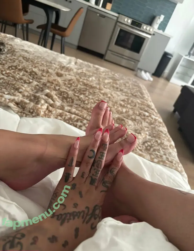 isthtnudistrose nude photo #0029 (isthtnudistrose)