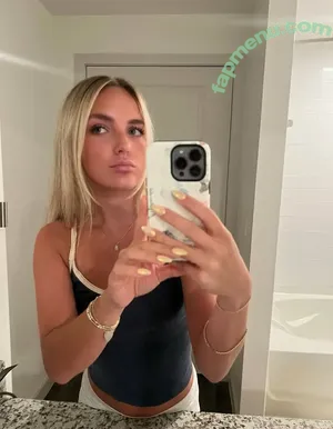  nude photo #0001