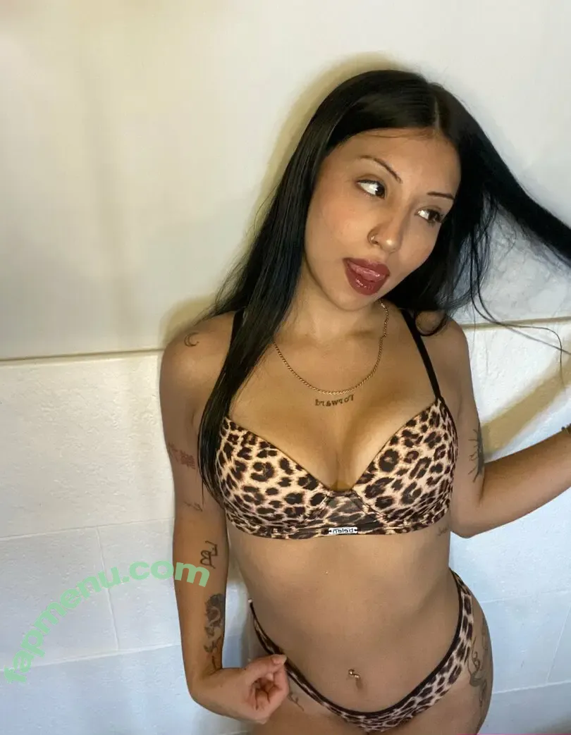 its.emilyy nude photo #0009 (itsemily)