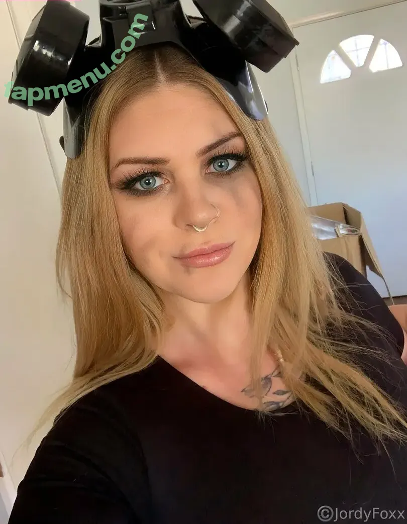 its.jordy nude photo #0002 (_its__jordy_)