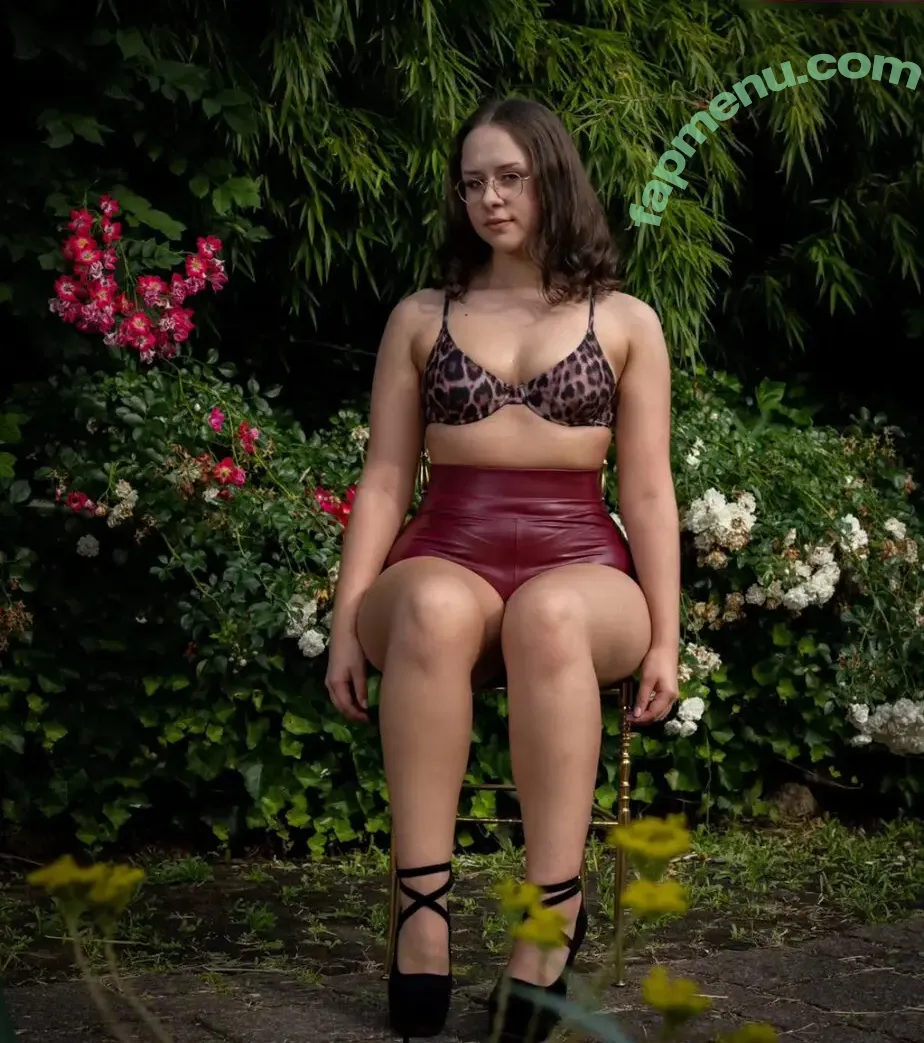 Its_me_melii nude photo #0109 (its.me_melii / its.me_melii11 / itsmemelii)