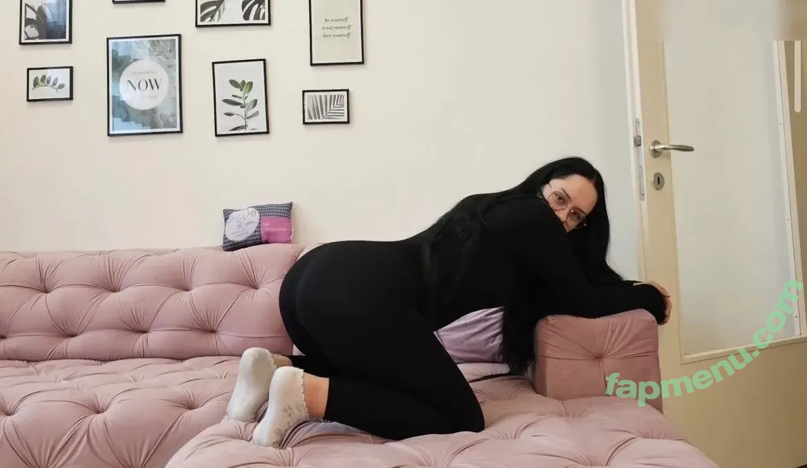 Its_me_melii nude photo #0382 (its.me_melii)