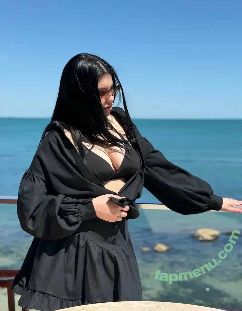 its_mia_blo0m nude photo #0038 (Serzapious)