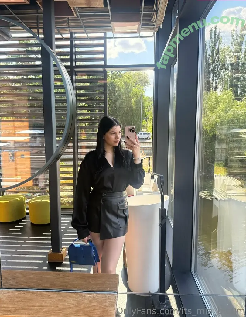 its_mia_blo0m nude photo #0042 (Serzapious)