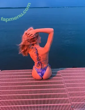 its_thatonetallgirl / Hailey / akhailey01 / itsthatpinkypie nude photo #0071