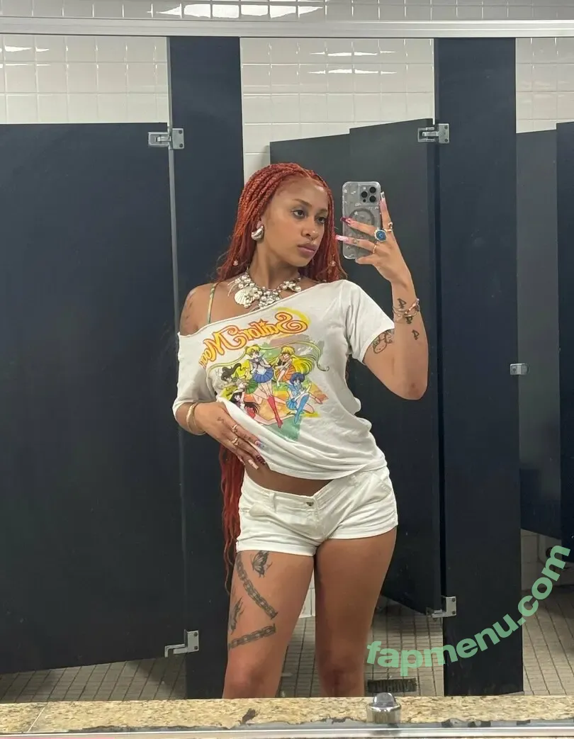 its.tmariee nude photo #0011 (its.tmariee)