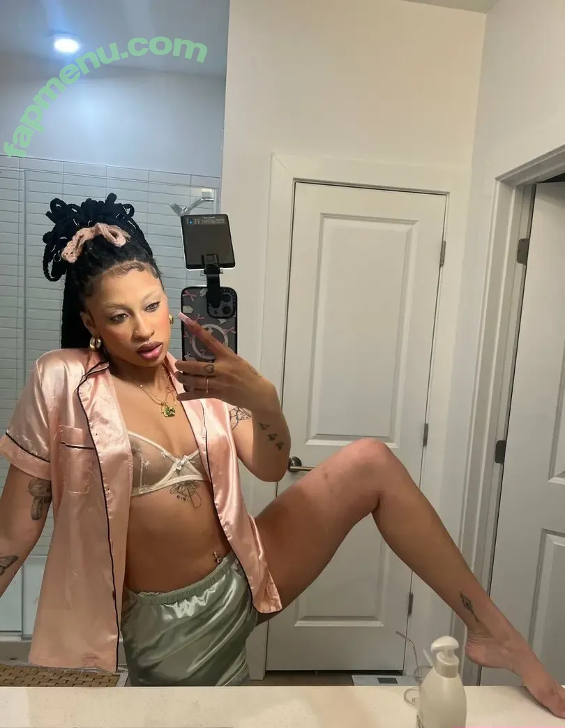 its.tmariee nude photo #0036 (its.tmariee)