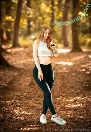 its2jojo / itsjojolouise nude photo #0001