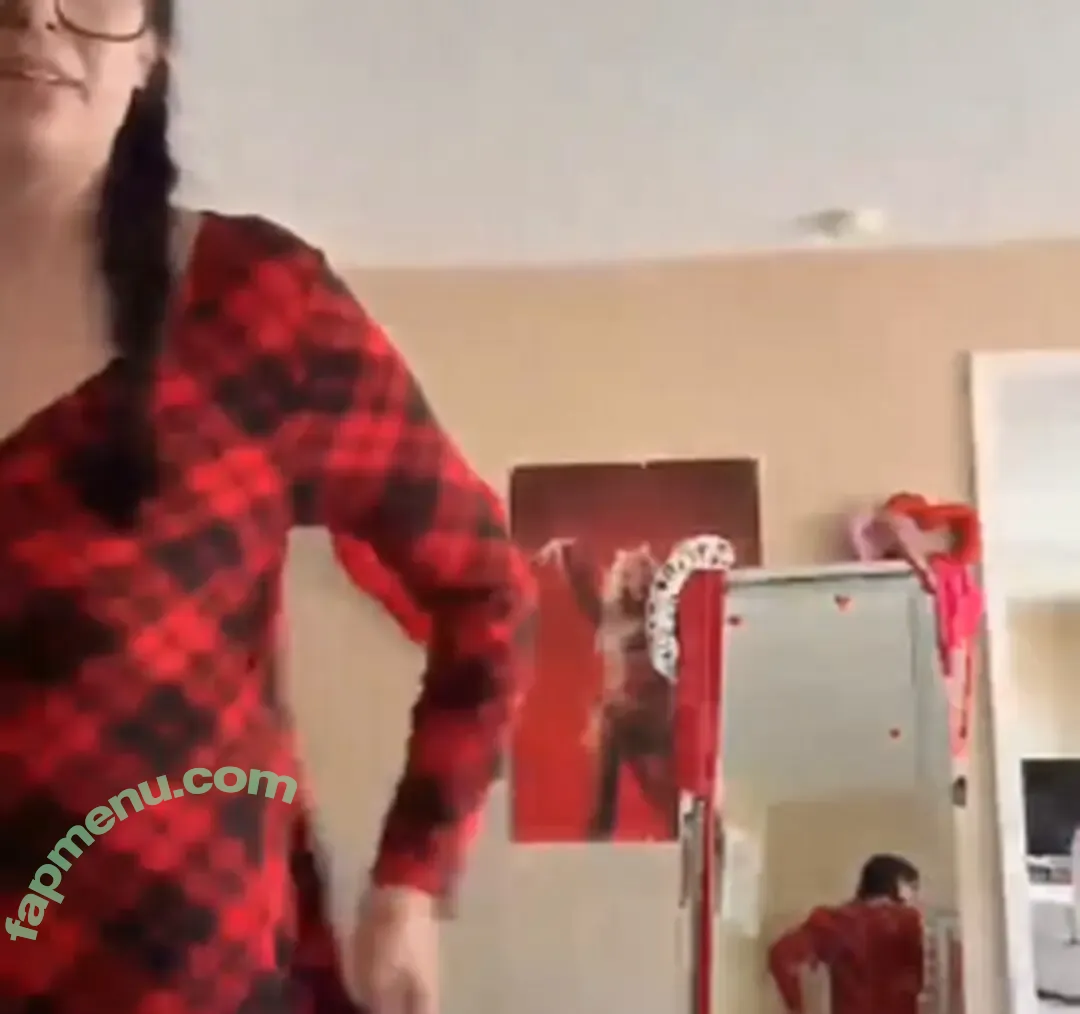 ItsAdrianaaduh nude photo #0008 (adriana.olivarez / its.adrianaaa)