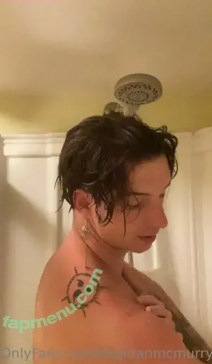 itsaidanmcmurry / aidanmcmurry nude photo #0005