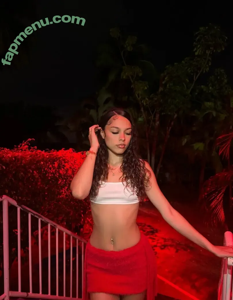 itsambersq nude photo #0064 (itsambersqq)