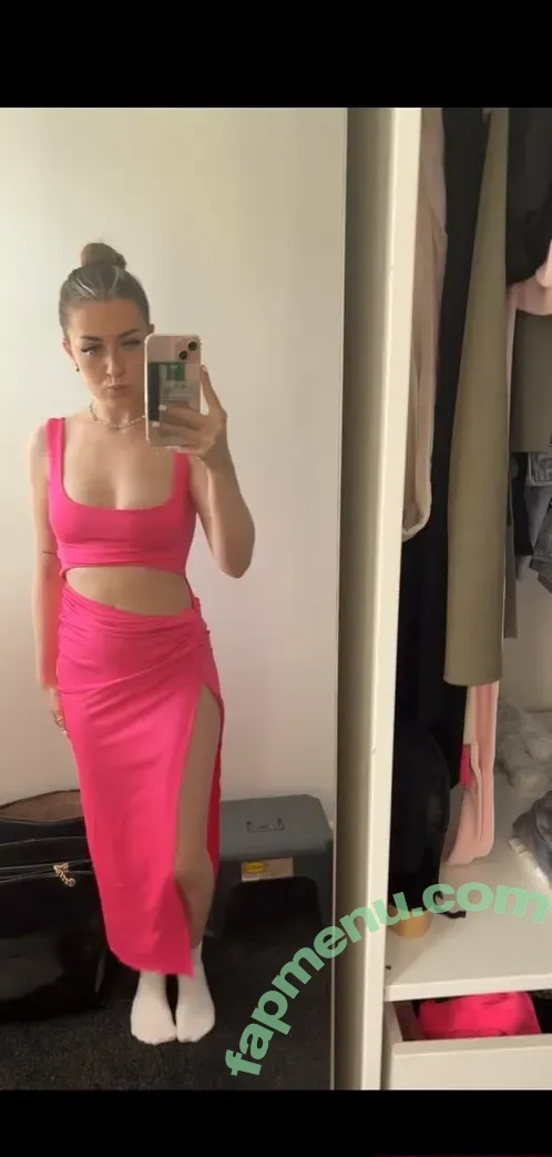 itsbellasworld2 nude photo #0010 (itsbellasworld2)