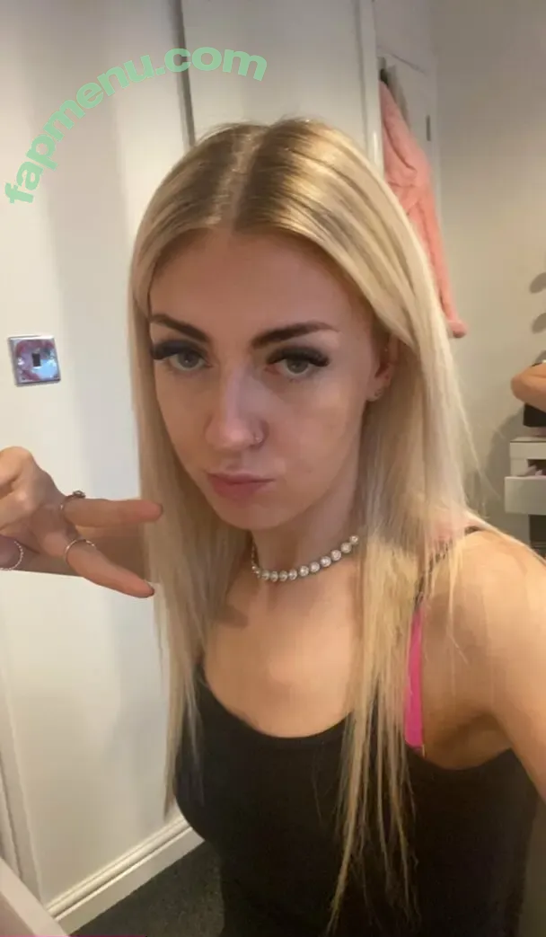itsbellasworld2 nude photo #0025 (itsbellasworld2)