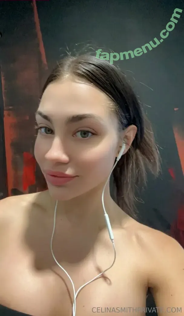 itscelinasmith nude photo #0003 (itscelinasmith)