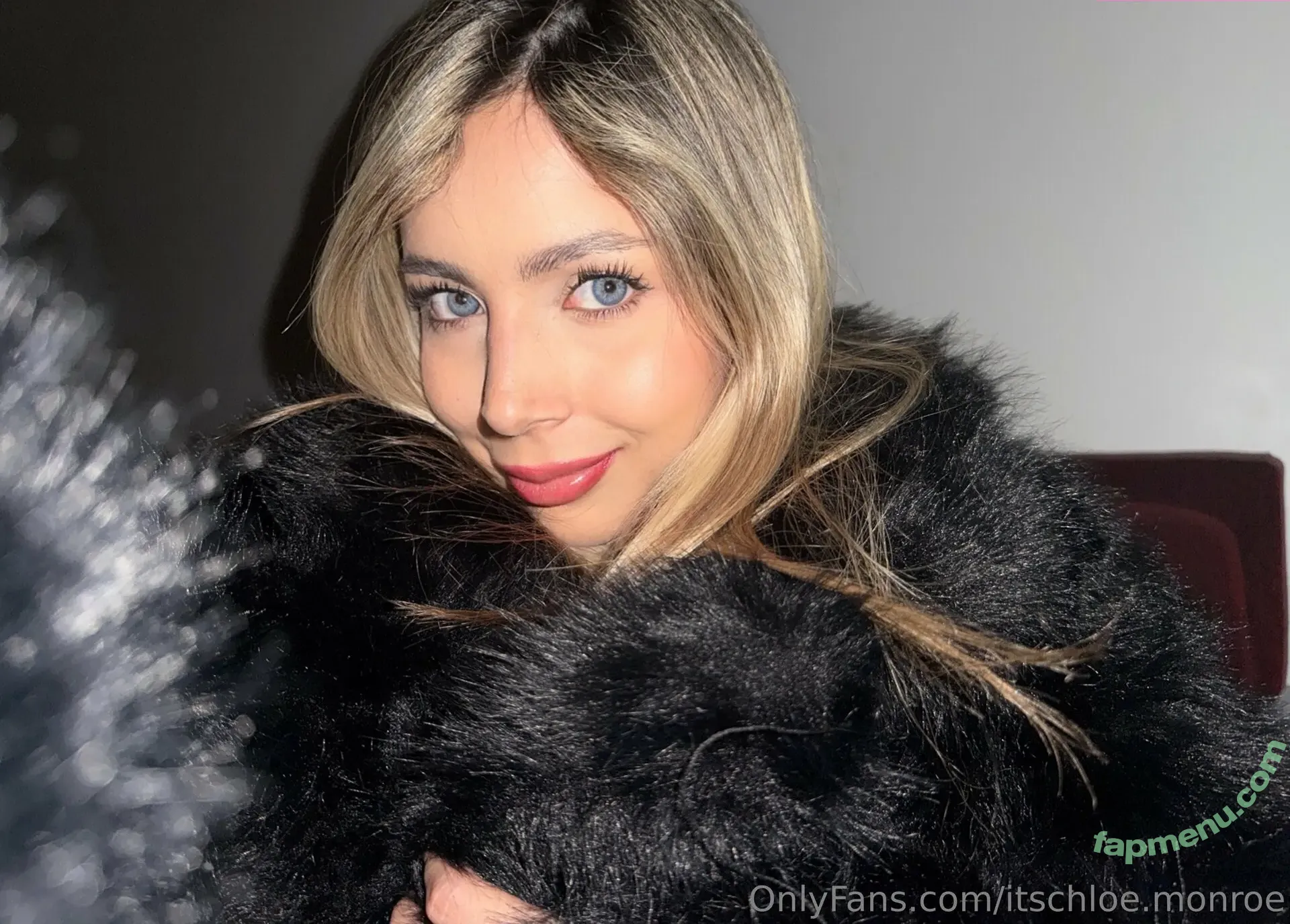 itschloe.monroe nude photo #0143 (chloemonroe)