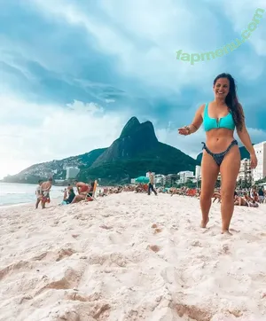 itscurious.cat / catarina.bbarbosa nude photo #0014