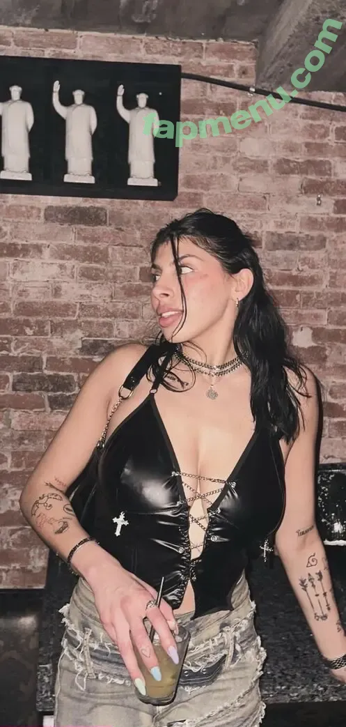 Itsfaithemily nude photo #0029 (Faith Balletta / FaithBalletta)